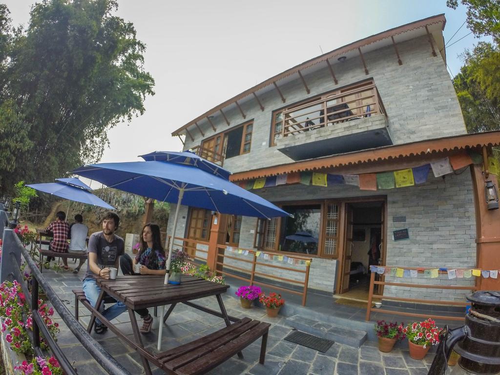 Hotel Tourist Residency Pokhara Esterno foto