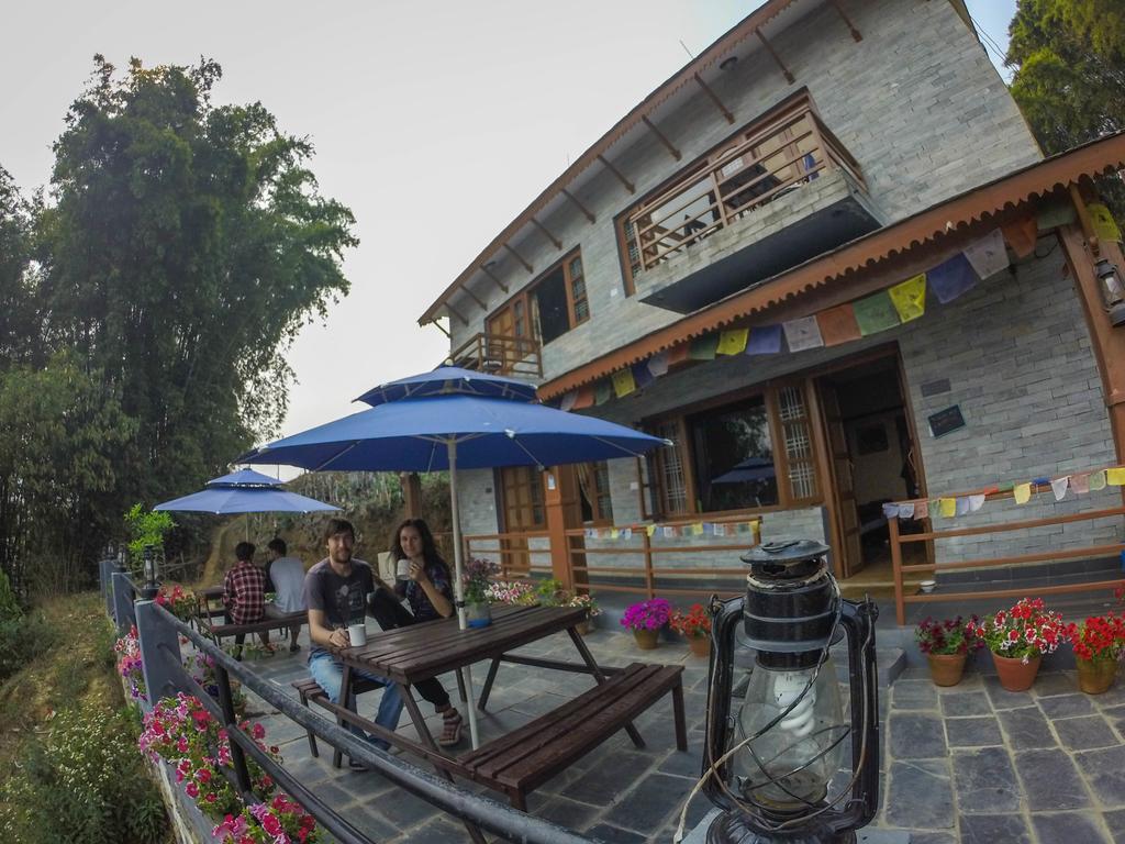 Hotel Tourist Residency Pokhara Esterno foto