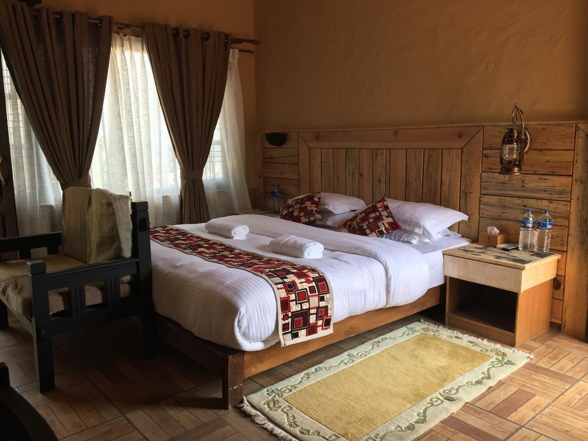 Hotel Tourist Residency Pokhara Esterno foto