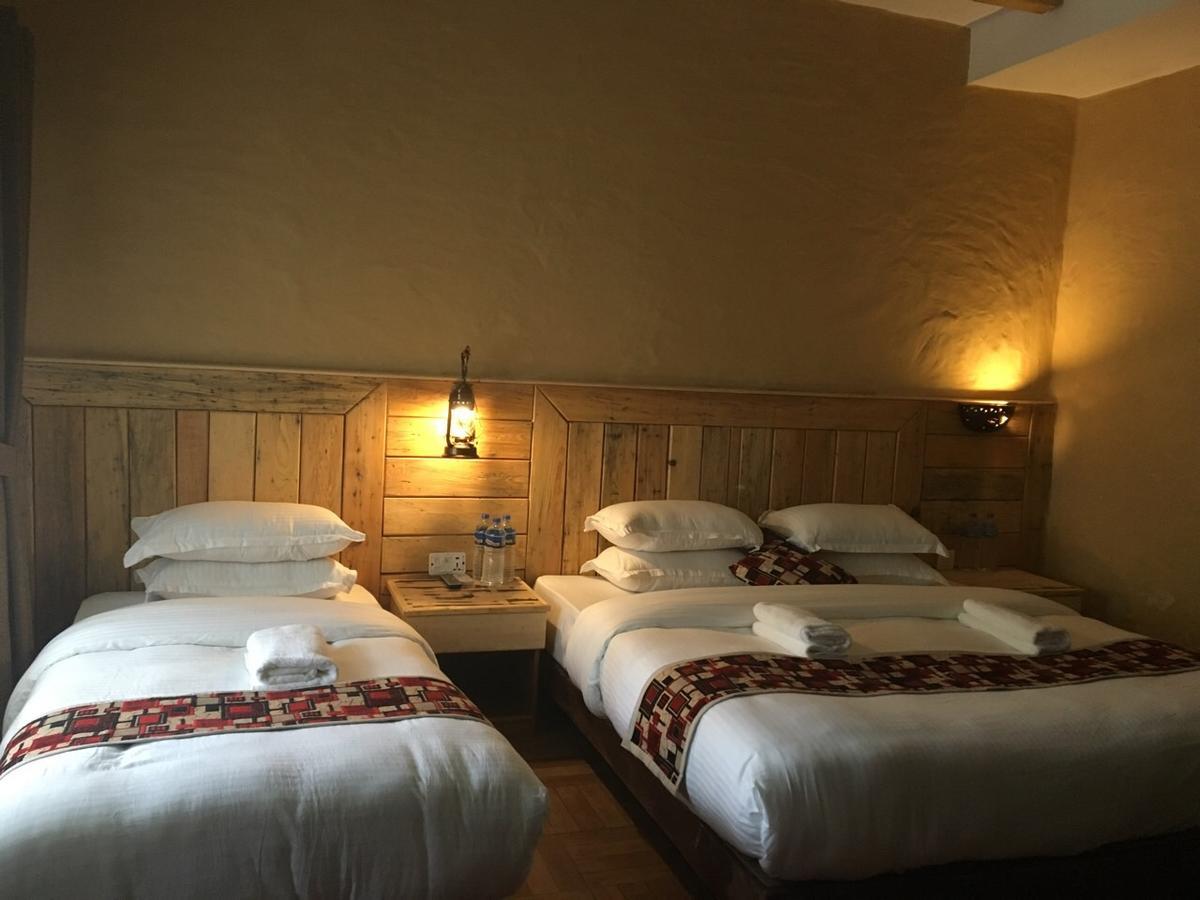 Hotel Tourist Residency Pokhara Esterno foto