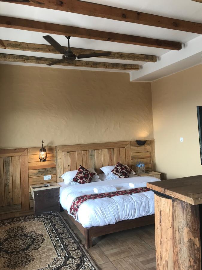 Hotel Tourist Residency Pokhara Esterno foto